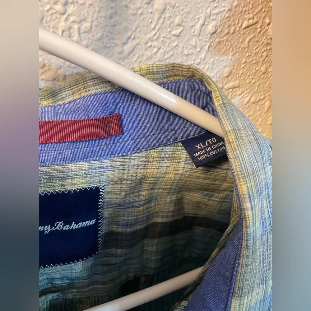 Tommy Bahama cotton dress shirt - Picture 4 of 6